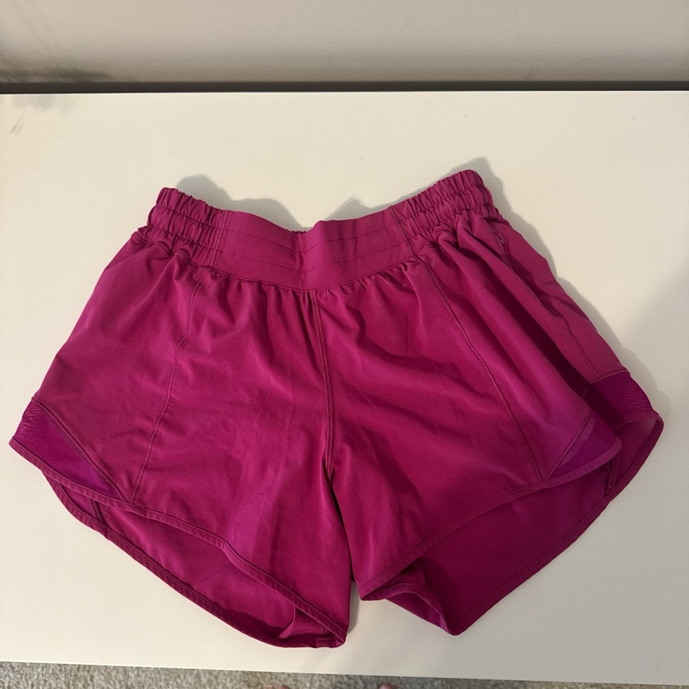 lululemon ripened raspberry hotty hot Shorts low rise 4 inch inseam